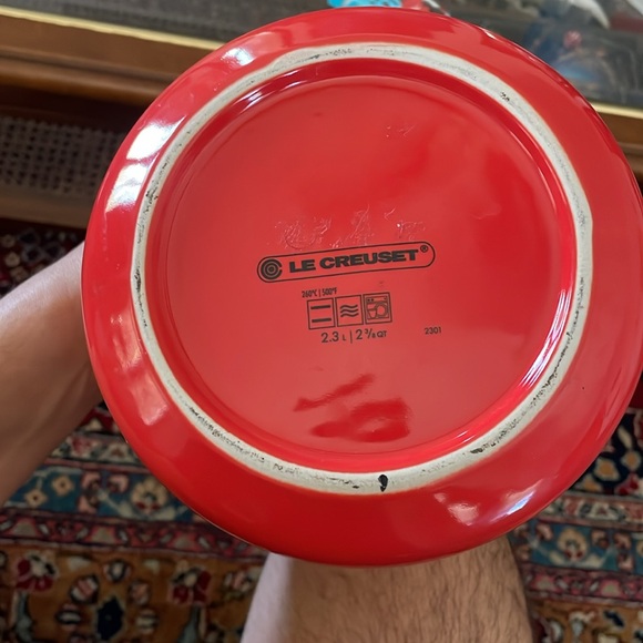 Le Creuset Stoneware Large 2-3/4-Quart Utensil Croc - Picture 3 of 3